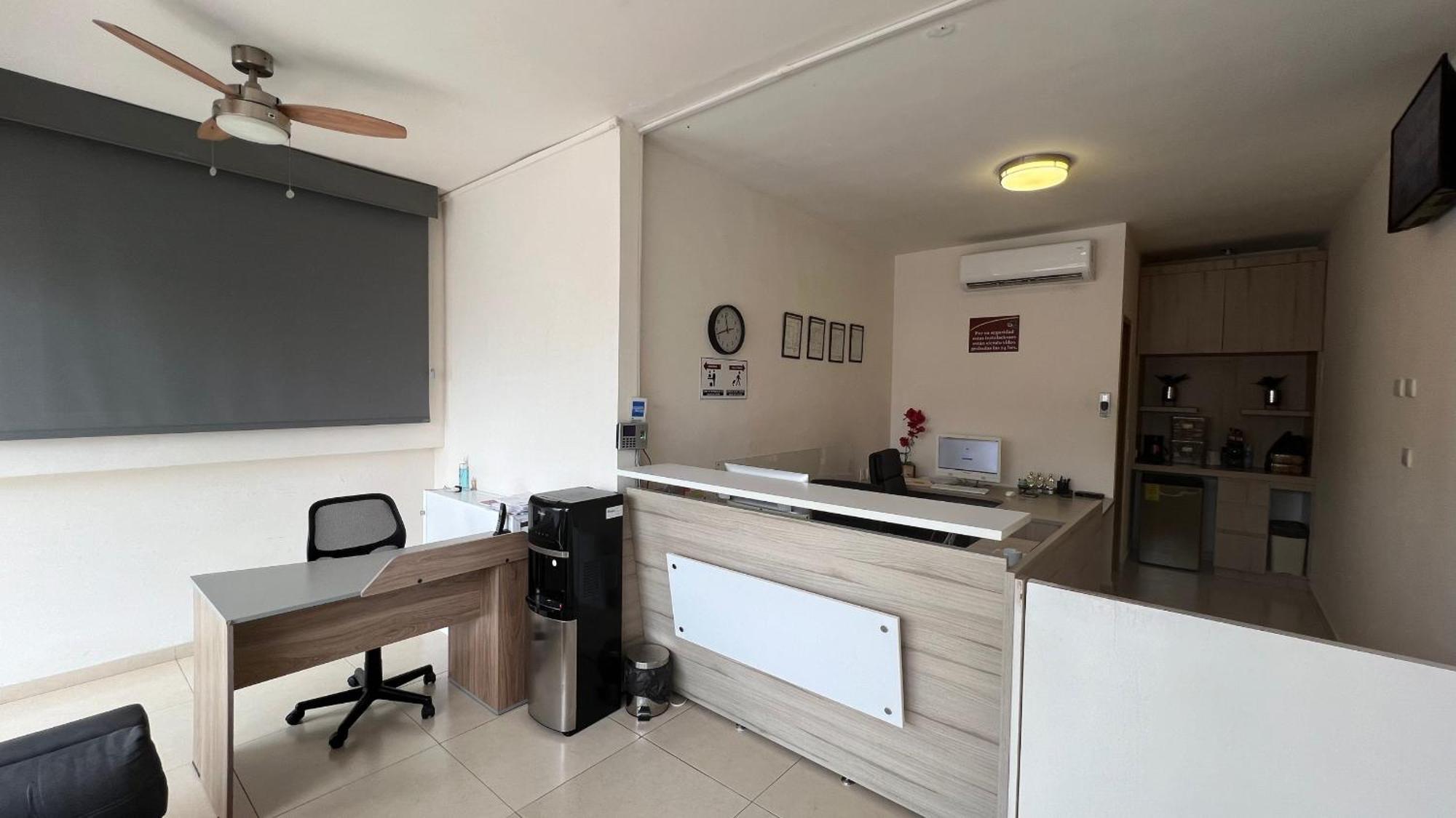 Nova Hotel Кадерейта-Хименес Экстерьер фото